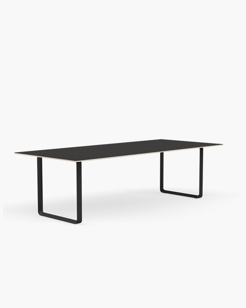 70/70 Large - Black linoleum - Black frame