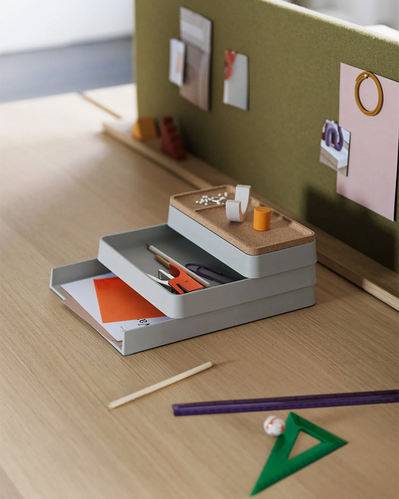 Arrange - Gray tray for desk