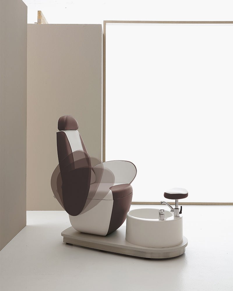 Edge - Brown and white pedicure chair - Built-in foot bath