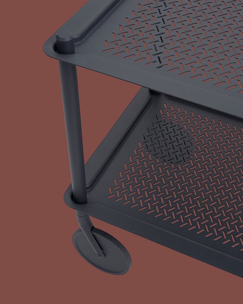 Flow large - Gray rolling table - Perforated metal